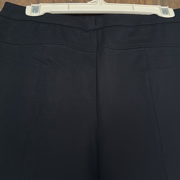 NWOT ESSENTIALS SIONI LADIES SIZE 12 black tapered dress pants - Picture 4 of 10